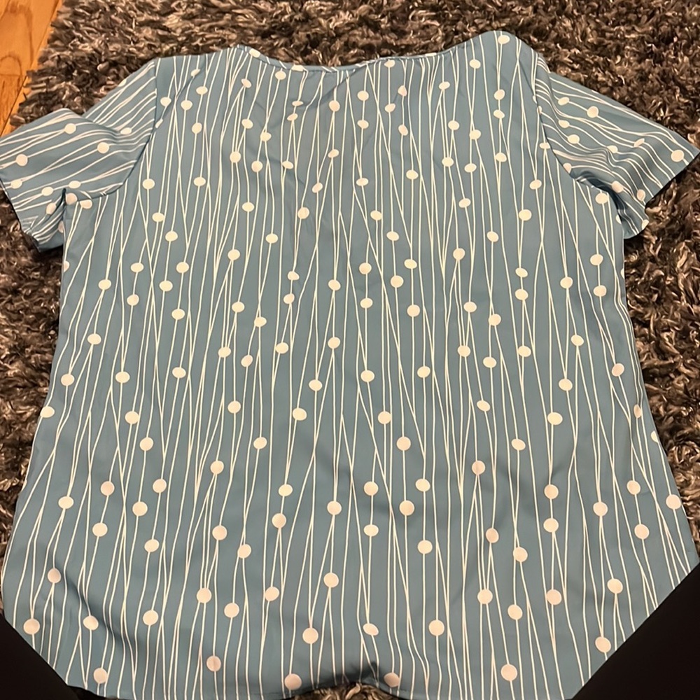 Light blue blouse - Picture 6 of 6